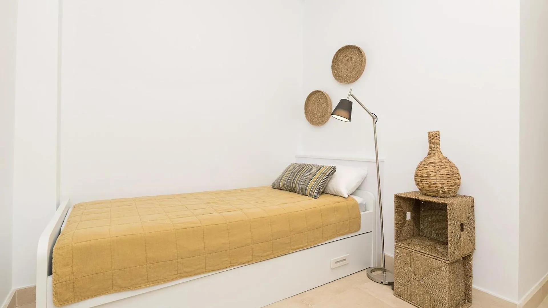 Holiday home La Yerbabuena - Apartment In Barbate Free Wifi